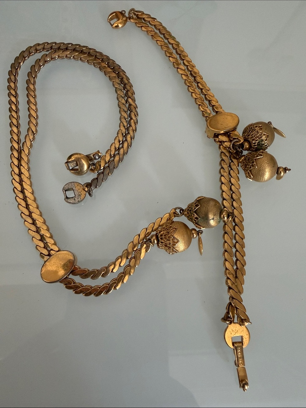 Vintage Gold-Tone Women’s Decorative Chain Necklace with Textured Charms